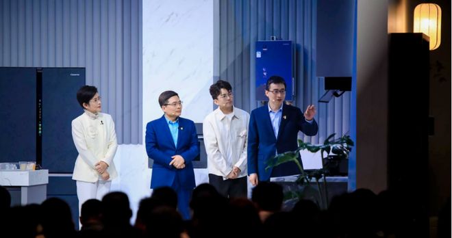 直面用户痛点！海尔周总AWE直播五大智慧场景